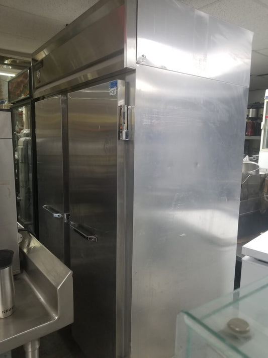 Continental Refrigerator 2F (PRE-OWNED)