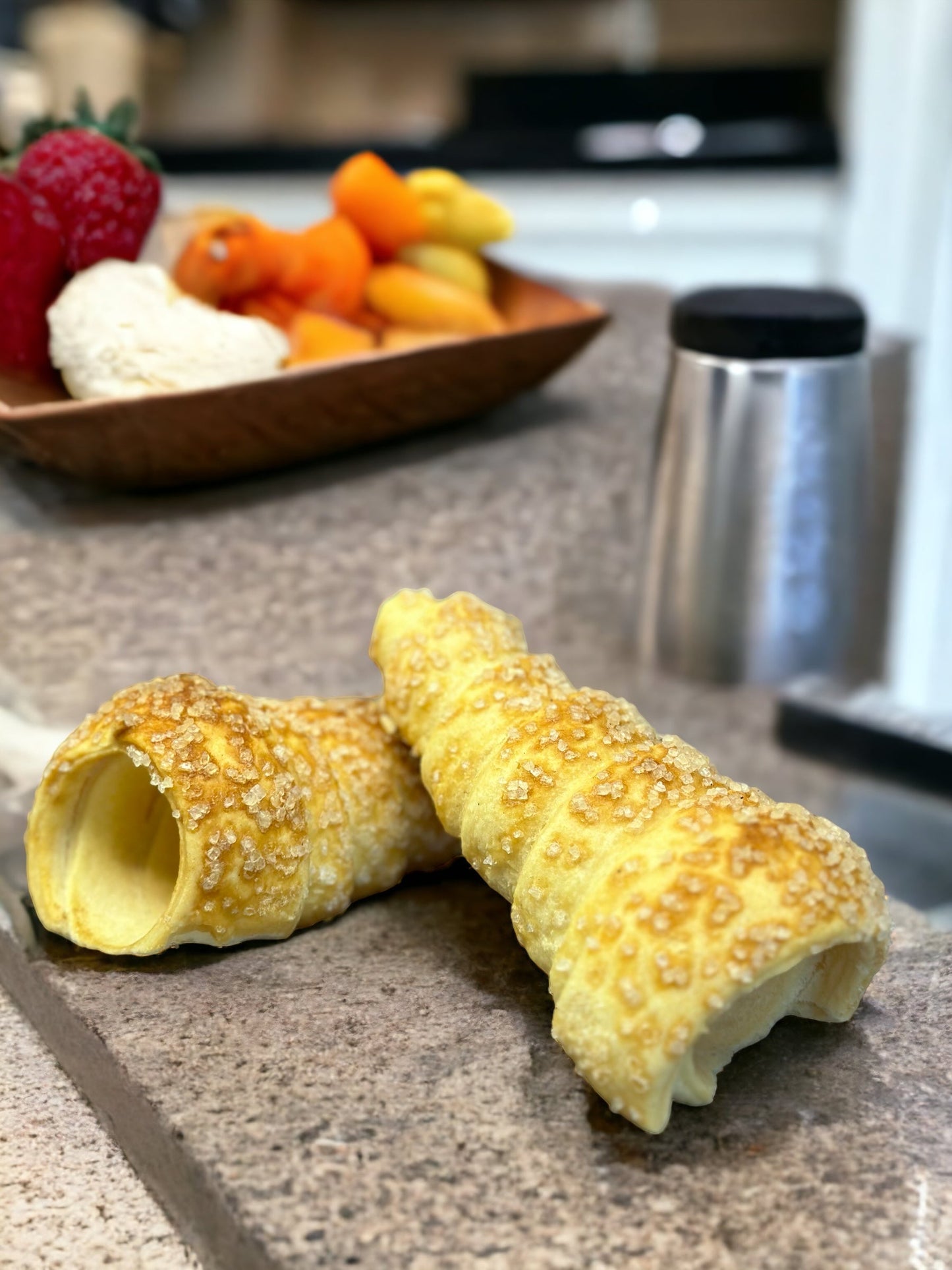 56 Sugared Cream Horn 4.75"